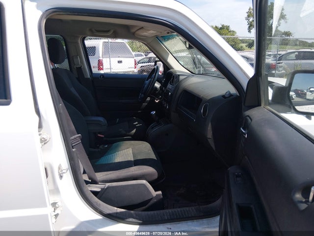 2015 Jeep Patriot Latitude მანქანა იყიდება აუქციონზე, vin: 1C4NJRFB0FD304320, აუქციონის ნომერი: 45649628