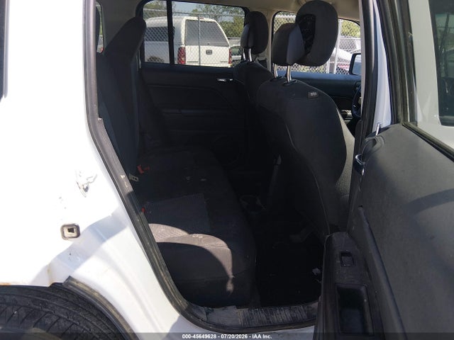 2015 Jeep Patriot Latitude მანქანა იყიდება აუქციონზე, vin: 1C4NJRFB0FD304320, აუქციონის ნომერი: 45649628