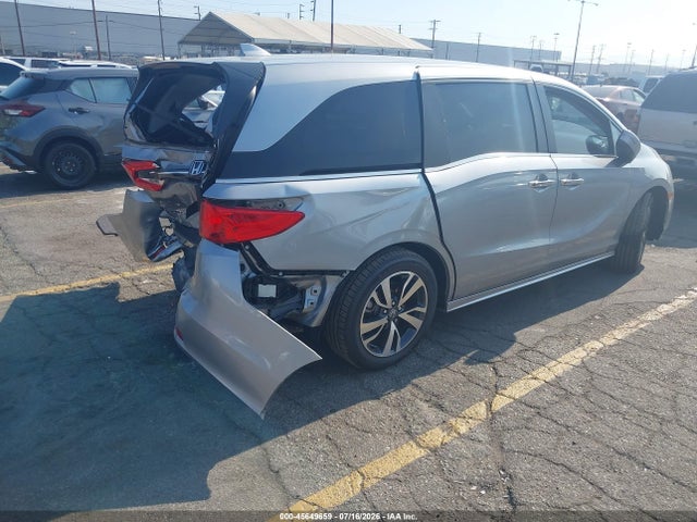 Honda Odyssey Touring 2024 5FNRL6H82RB031180 Image 4