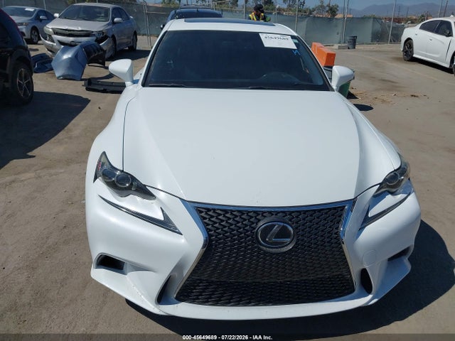 Lexus IS 200T 2016 JTHBA1D23G5021654 Image 12