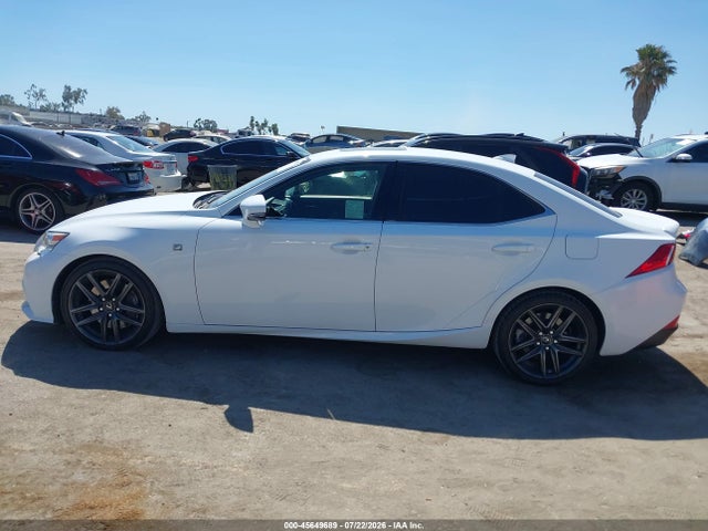 Lexus IS 200T 2016 JTHBA1D23G5021654 Image 14