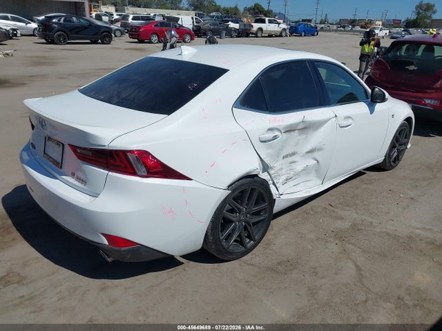 Lexus IS 200T 2016 JTHBA1D23G5021654 Image 4