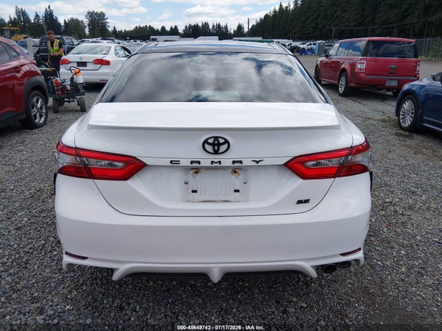 Toyota CAMRY SE 2018 4T1B11HK5JU025113 Image 16