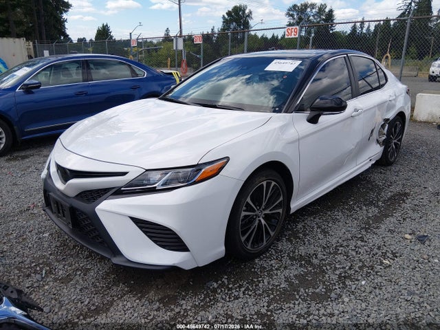 Toyota CAMRY SE 2018 4T1B11HK5JU025113 Image 2