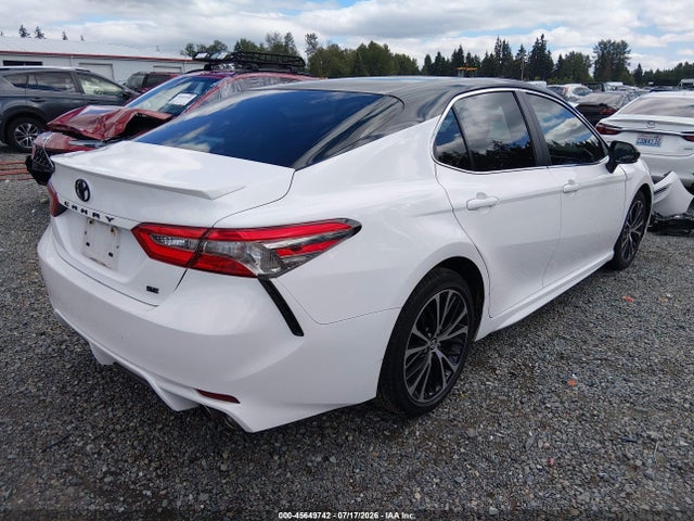 Toyota CAMRY SE 2018 4T1B11HK5JU025113 Image 4
