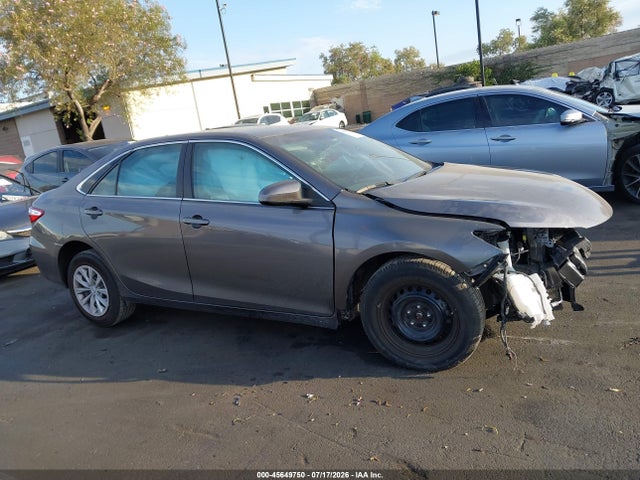 Toyota CAMRY LE 2016 4T4BF1FKXGR555970 Image 13