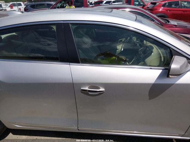45649759 :رقم المزاد ، 1G4GB5G35GF109790 vin ، 2016 Buick Lacrosse Leather مزاد بيع