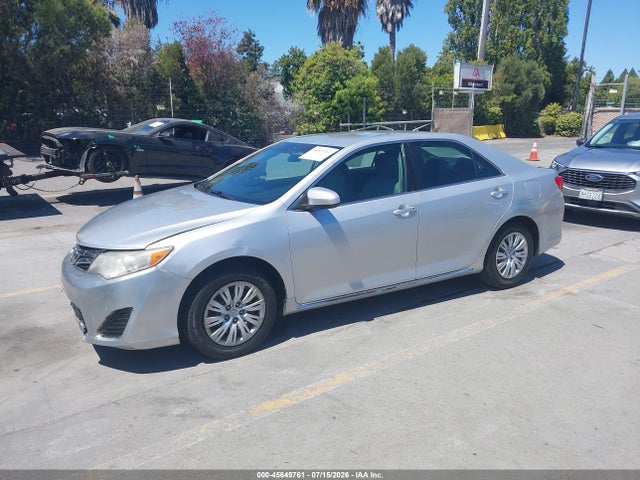 Toyota CAMRY LE 2014 4T1BF1FK7EU421280 Image 2
