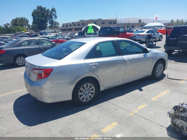 Toyota CAMRY LE 2014 4T1BF1FK7EU421280 Image 4