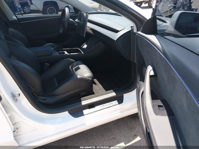 Продаж на аукціоні авто 2024 Tesla Model 3 Performance All-wheel Drive, vin: 5YJ3E1ET1RF784730, номер лоту: 45649776