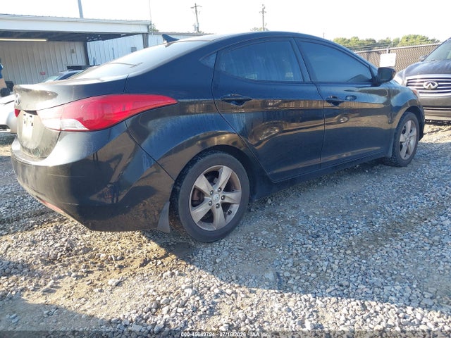 2013 Hyundai Elantra Gls მანქანა იყიდება აუქციონზე, vin: KMHDH4AE6DU621135, აუქციონის ნომერი: 45649794