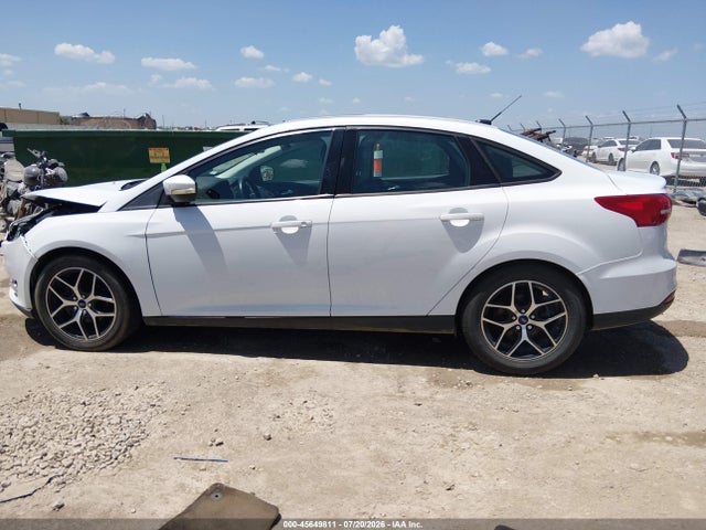 1FADP3H23JL282645 Ford FOCUS SEL