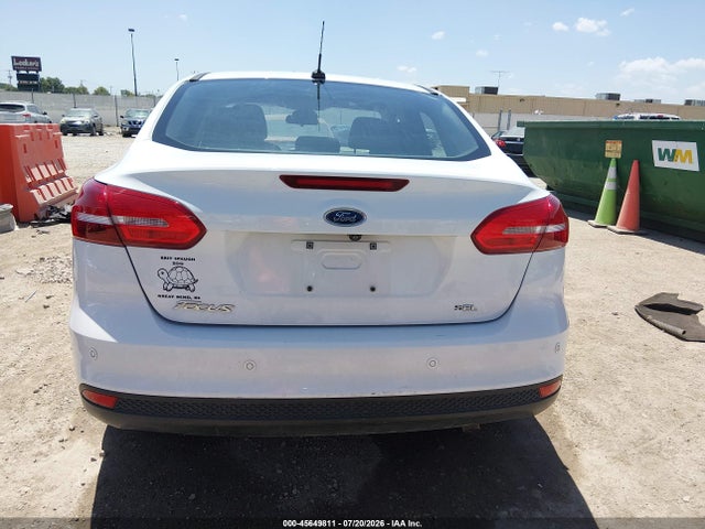 1FADP3H23JL282645 Ford FOCUS SEL