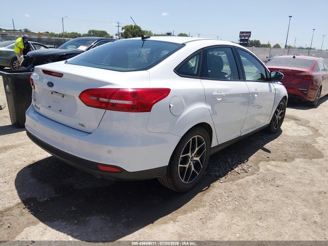 1FADP3H23JL282645 Ford FOCUS SEL