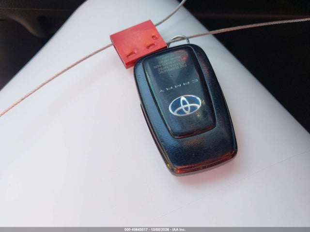 45649817 :رقم المزاد ، 4T1K31AK9NU576820 vin ، 2022 Toyota Camry Xse Hybrid مزاد بيع