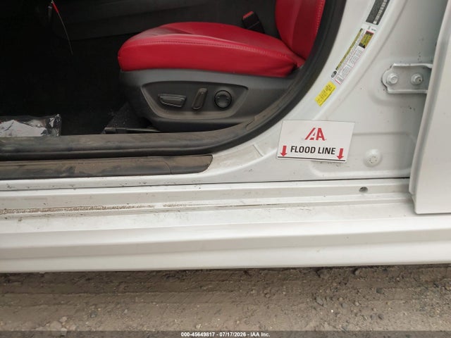 45649817 :رقم المزاد ، 4T1K31AK9NU576820 vin ، 2022 Toyota Camry Xse Hybrid مزاد بيع