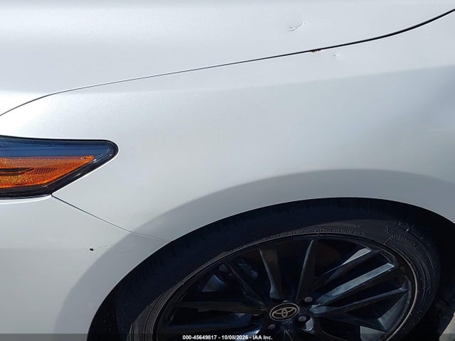 45649817 :رقم المزاد ، 4T1K31AK9NU576820 vin ، 2022 Toyota Camry Xse Hybrid مزاد بيع