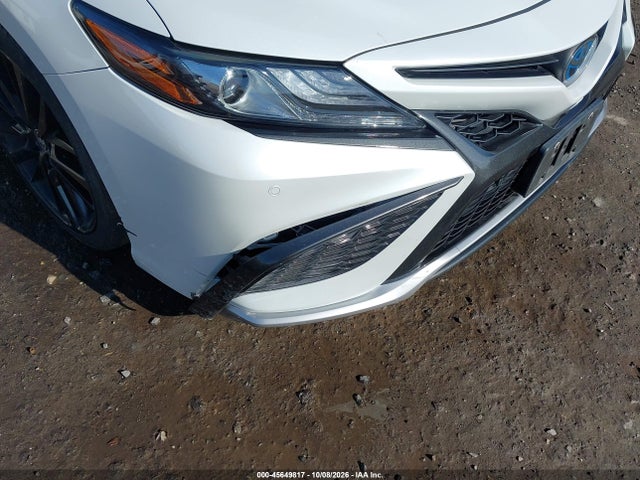 45649817 :رقم المزاد ، 4T1K31AK9NU576820 vin ، 2022 Toyota Camry Xse Hybrid مزاد بيع