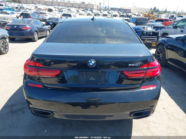 45649861 :رقم المزاد ، WBA7E2C5XJG741846 vin ، 2018 Bmw 740i مزاد بيع