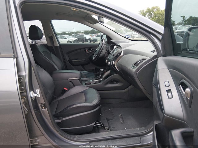 45649961 :رقم المزاد ، KM8JU3AG1EU864458 vin ، 2014 Hyundai Tucson Se مزاد بيع