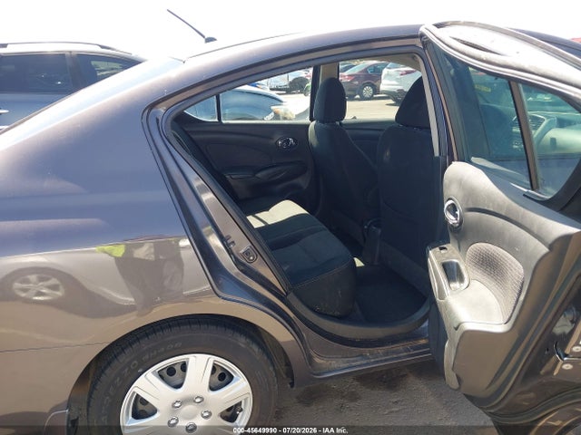 3N1CN7AP6FL860647 Nissan Versa 1.6 Sv