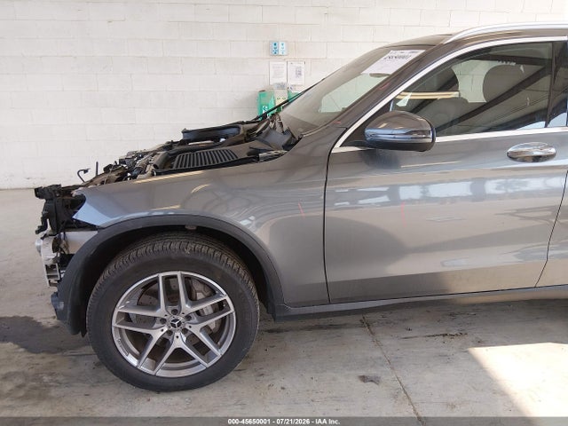 WDC0G4KBXHF255050 Mercedes-Benz Glc 300 4matic