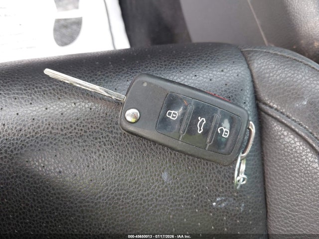 2014 Volkswagen Tiguan Se მანქანა იყიდება აუქციონზე, vin: WVGAV3AX7EW519372, აუქციონის ნომერი: 45650013