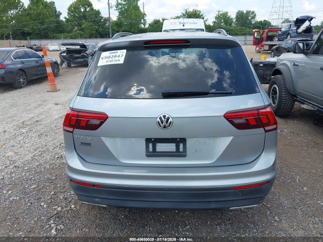 2019 Volkswagen Tiguan 2.0t S მანქანა იყიდება აუქციონზე, vin: 3VV1B7AXXKM114060, აუქციონის ნომერი: 45650039