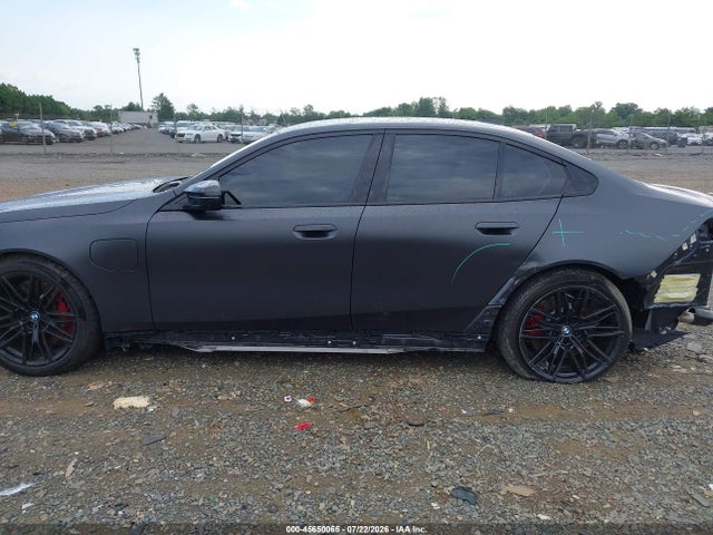 WBS83FK00TCU95645 BMW M5