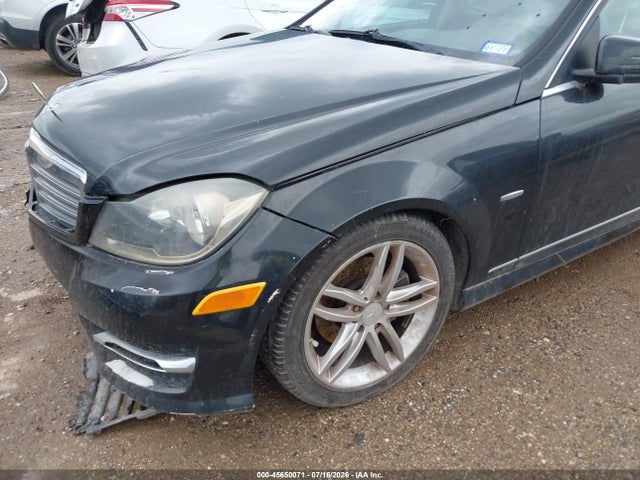 2012 Mercedes-benz C 250 Sport მანქანა იყიდება აუქციონზე, vin: WDDGF4HB9CR194740, აუქციონის ნომერი: 45650071