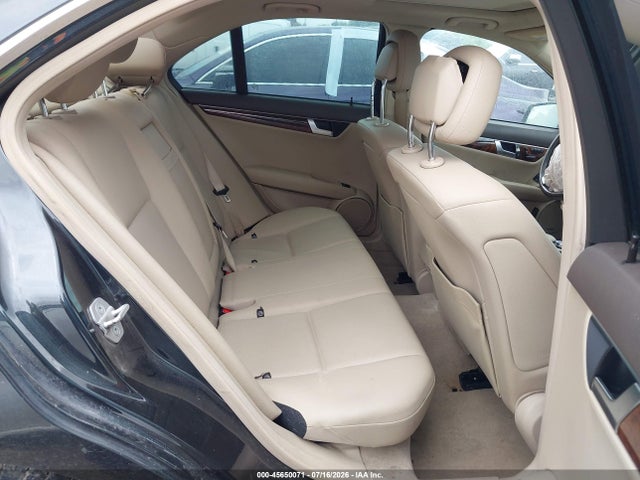 2012 Mercedes-benz C 250 Sport მანქანა იყიდება აუქციონზე, vin: WDDGF4HB9CR194740, აუქციონის ნომერი: 45650071