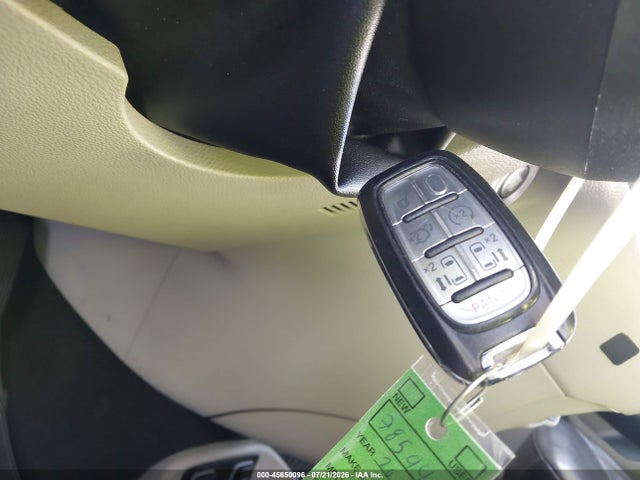 45650096 :رقم المزاد ، 2C4RC1BG4HR785445 vin ، 2017 Chrysler Pacifica Touring-l مزاد بيع
