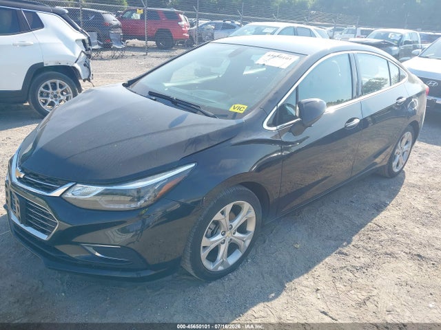 1G1BF5SM3J7159374 Chevrolet Cruze Premier Auto