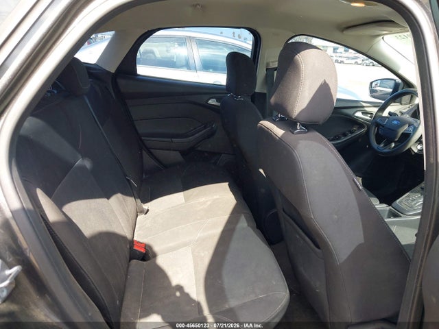 Ford FOCUS SE 2015 1FADP3K26FL370511 Image 8