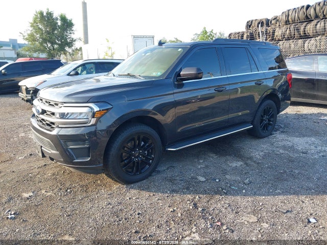 1FMJU1JT4NEA61087 Ford Expedition Xlt