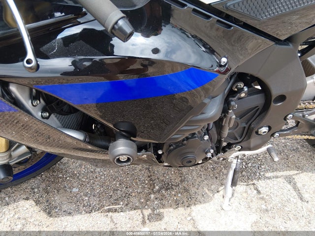 Yamaha Yzfr1m 2022 JYARN67E1NA000552 Image 9