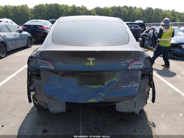 Продажа на аукционе авто 2023 Tesla Model Y Awd/long Range Dual Motor All-wheel Drive, vin: 7SAYGDEE9PA165261, номер лота: 45650204