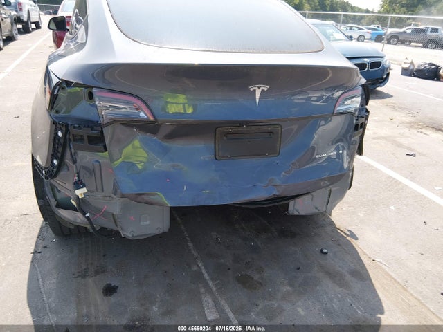 Продажа на аукционе авто 2023 Tesla Model Y Awd/long Range Dual Motor All-wheel Drive, vin: 7SAYGDEE9PA165261, номер лота: 45650204
