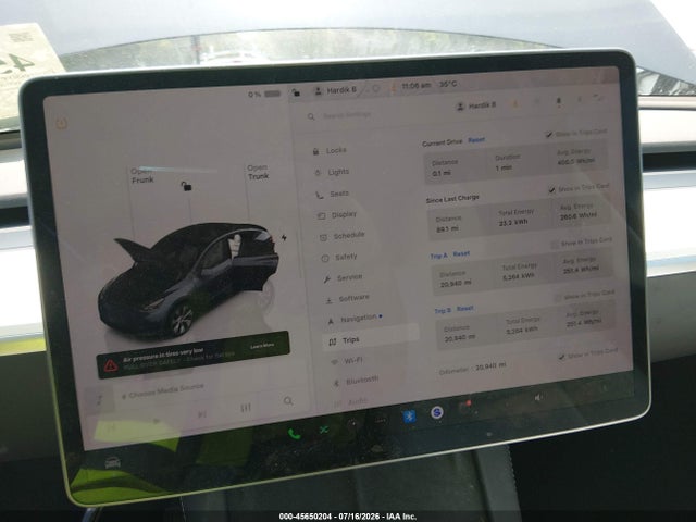 Продажа на аукционе авто 2023 Tesla Model Y Awd/long Range Dual Motor All-wheel Drive, vin: 7SAYGDEE9PA165261, номер лота: 45650204