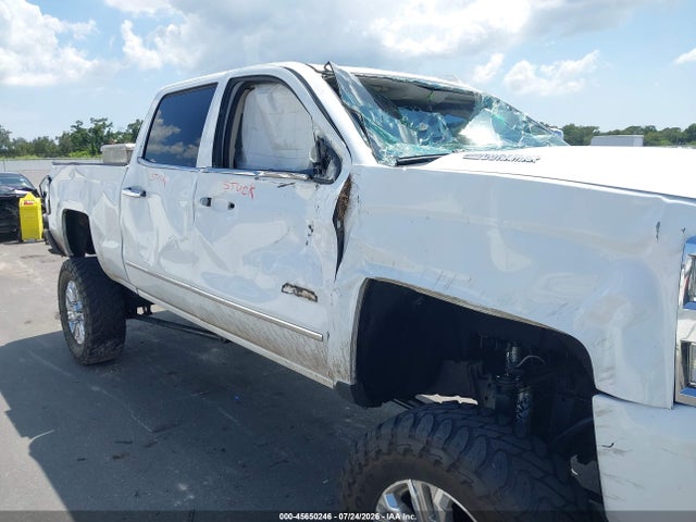 45650246 :رقم المزاد ، 1GC1KXE88FF547562 vin ، 2015 Chevrolet Silverado 2500hd Built After Aug 14 High Country مزاد بيع