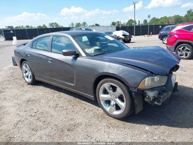 45650277 :رقم المزاد ، 2C3CDXBG4DH655109 vin ، 2013 Dodge Charger Se مزاد بيع