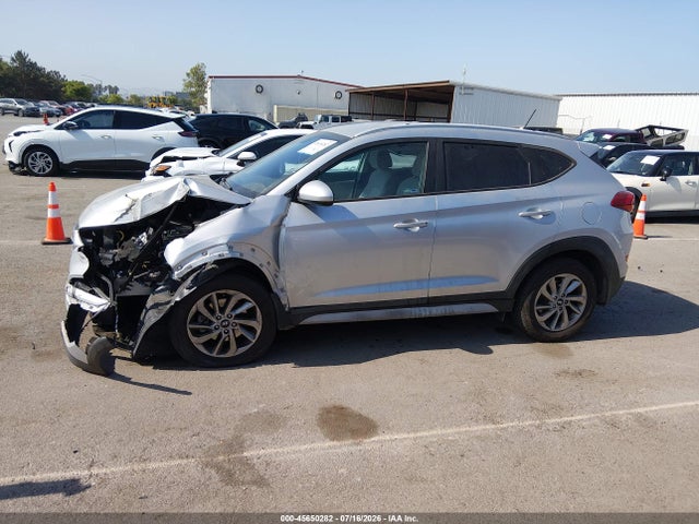 Hyundai TUCSON SE 2017 KM8J33A44HU378031 Image 15