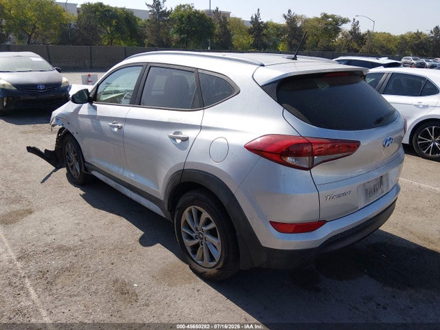Hyundai TUCSON SE 2017 KM8J33A44HU378031 Image 3