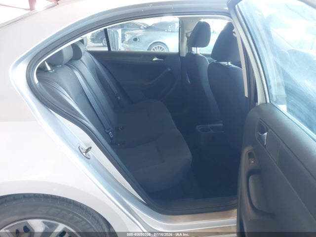 2012 Volkswagen Jetta 2.0l S მანქანა იყიდება აუქციონზე, vin: 3VW2K7AJ8CM462405, აუქციონის ნომერი: 45650308