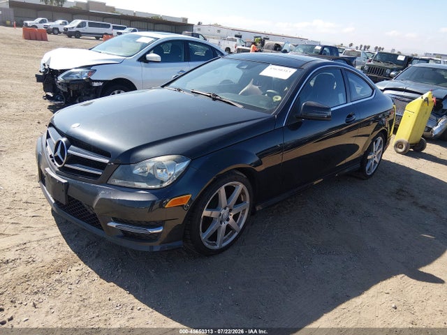 Продаж на аукціоні авто 2013 Mercedes-benz C 250, vin: WDDGJ4HB5DG023334, номер лоту: 45650313