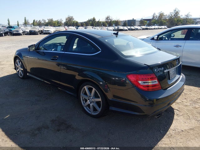Продаж на аукціоні авто 2013 Mercedes-benz C 250, vin: WDDGJ4HB5DG023334, номер лоту: 45650313