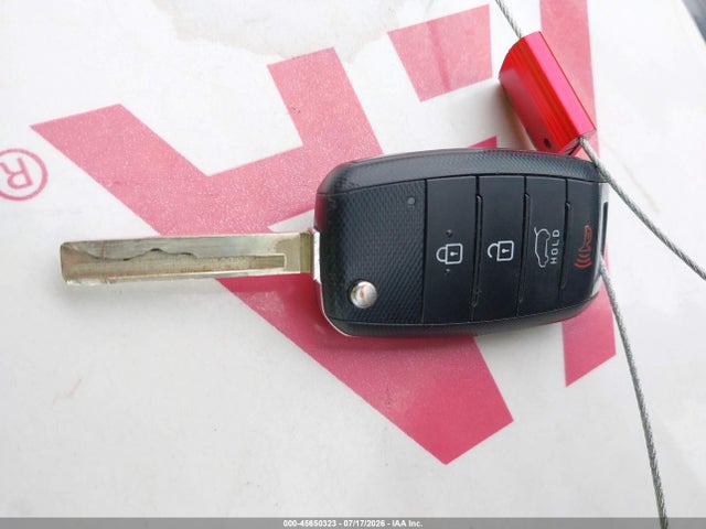 Продажа на аукционе авто 2019 Kia Sorento 2.4l L, vin: 5XYPG4A31KG585307, номер лота: 45650323
