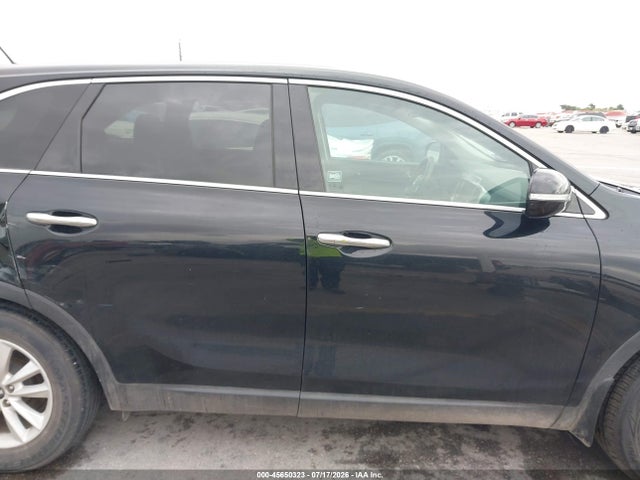Продажа на аукционе авто 2019 Kia Sorento 2.4l L, vin: 5XYPG4A31KG585307, номер лота: 45650323