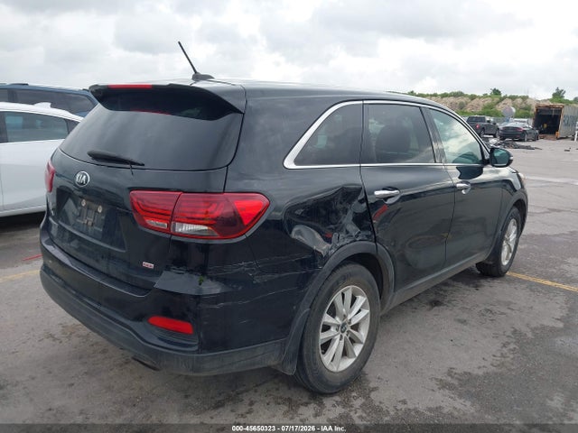 Продажа на аукционе авто 2019 Kia Sorento 2.4l L, vin: 5XYPG4A31KG585307, номер лота: 45650323