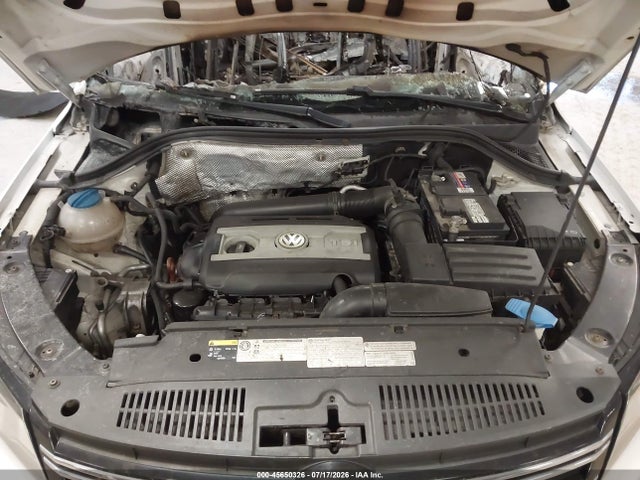 2013 Volkswagen Tiguan Sel მანქანა იყიდება აუქციონზე, vin: WVGBV3AX0DW057840, აუქციონის ნომერი: 45650326